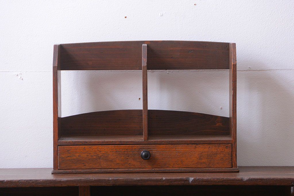 アンティーク雑貨　和製アンティーク　引き出し付き!古い木製の小さな本立て