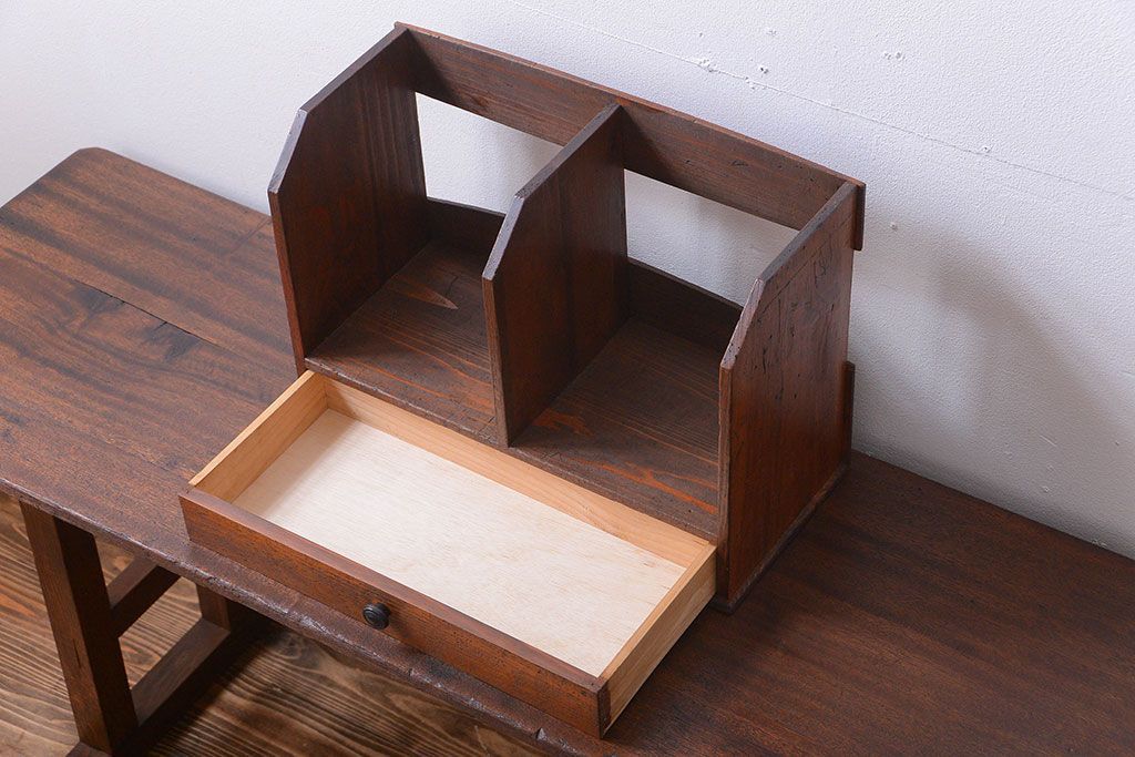 アンティーク雑貨　和製アンティーク　引き出し付き!古い木製の小さな本立て