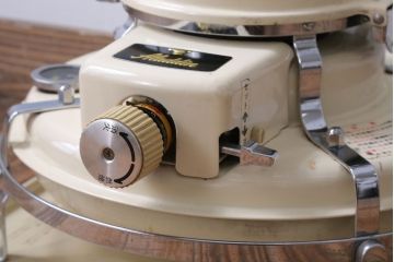 アンティーク雑貨　昭和レトロ　アラジンストーブ　J390001(替え芯付き)