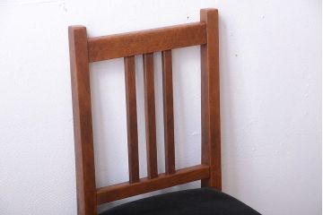 レトロ家具　和製アンティーク　レトロな古いナラ材の小ぶりなチェア