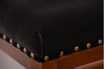 レトロ家具　和製アンティーク　レトロな古いナラ材の小ぶりなチェア