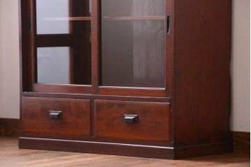 アンティーク家具　和製アンティーク　引き出し付きのガラス戸棚