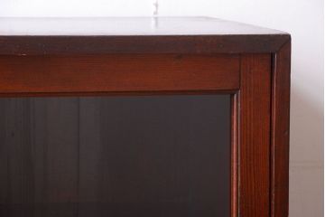 アンティーク家具　和製アンティーク　引き出し付きのガラス戸棚