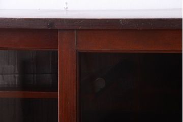 アンティーク家具　和製アンティーク　引き出し付きのガラス戸棚