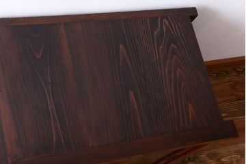 アンティーク家具　古民具・骨董　六尺　漆が美しい、脚付き水屋箪笥ローボード(テレビ台、キャビネット、収納棚)