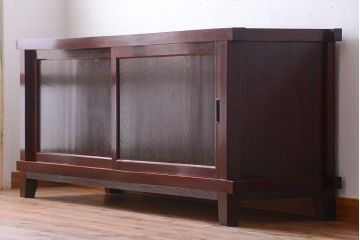 アンティーク家具　古民具・骨董　六尺　漆が美しい、脚付き水屋箪笥ローボード(テレビ台、キャビネット、収納棚)