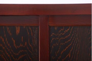 アンティーク家具　古民具・骨董　六尺　漆が美しい、脚付き水屋箪笥ローボード(テレビ台、キャビネット、収納棚)