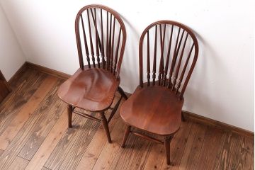 ヴィンテージ家具　秋田木工　ビンテージ品　後姿が美しいウィンザーチェア2脚セット(ダイニングチェア、ウインザーチェア)(1)
