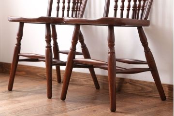 ヴィンテージ家具　秋田木工　ビンテージ品　後姿が美しいウィンザーチェア2脚セット(ダイニングチェア、ウインザーチェア)(1)