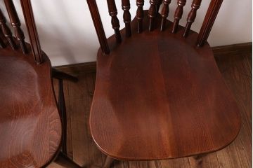 ヴィンテージ家具　秋田木工　ビンテージ品　後姿が美しいウィンザーチェア2脚セット(ダイニングチェア、ウインザーチェア)(1)