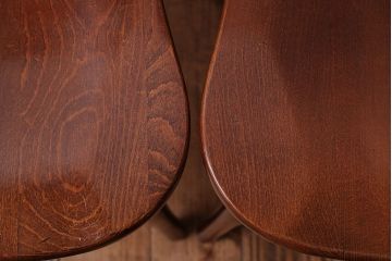 ヴィンテージ家具　秋田木工　ビンテージ品　後姿が美しいウィンザーチェア2脚セット(ダイニングチェア、ウインザーチェア)(1)