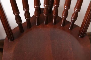 ヴィンテージ家具　秋田木工　ビンテージ品　後姿が美しいウィンザーチェア2脚セット(ダイニングチェア、ウインザーチェア)(1)