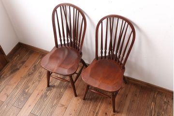 ヴィンテージ家具　秋田木工　ビンテージ品　後姿が美しいウィンザーチェア2脚セット(ダイニングチェア、ウインザーチェア)(2)