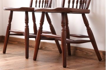 ヴィンテージ家具　秋田木工　ビンテージ品　後姿が美しいウィンザーチェア2脚セット(ダイニングチェア、ウインザーチェア)(2)