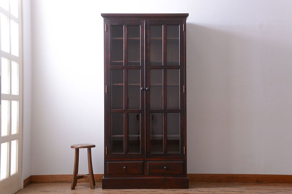 中古　民芸家具　面取りガラスが上品な本箱(書棚・ブックケース)