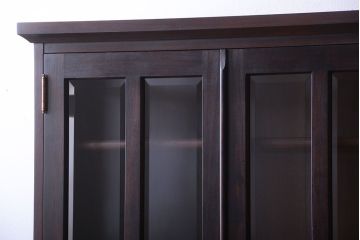 中古　民芸家具　面取りガラスが上品な本箱(書棚・ブックケース)