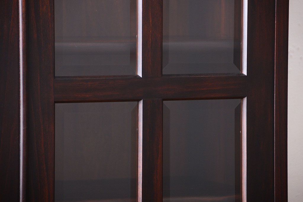 中古　民芸家具　面取りガラスが上品な本箱(書棚・ブックケース)