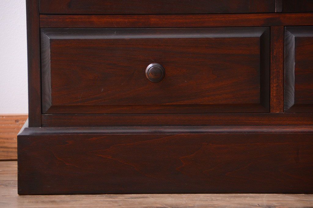 中古　民芸家具　面取りガラスが上品な本箱(書棚・ブックケース)