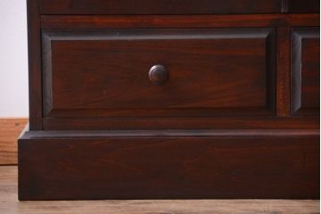 中古　民芸家具　面取りガラスが上品な本箱(書棚・ブックケース)