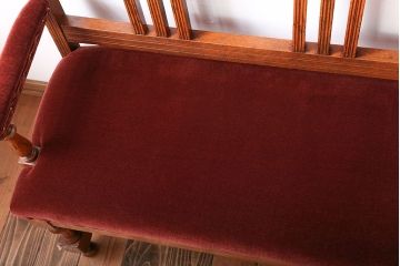 アンティーク家具　イギリスアンティーク　オーク材の重厚で美しいアームベンチソファ