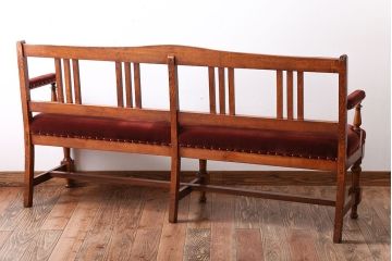 アンティーク家具　イギリスアンティーク　オーク材の重厚で美しいアームベンチソファ