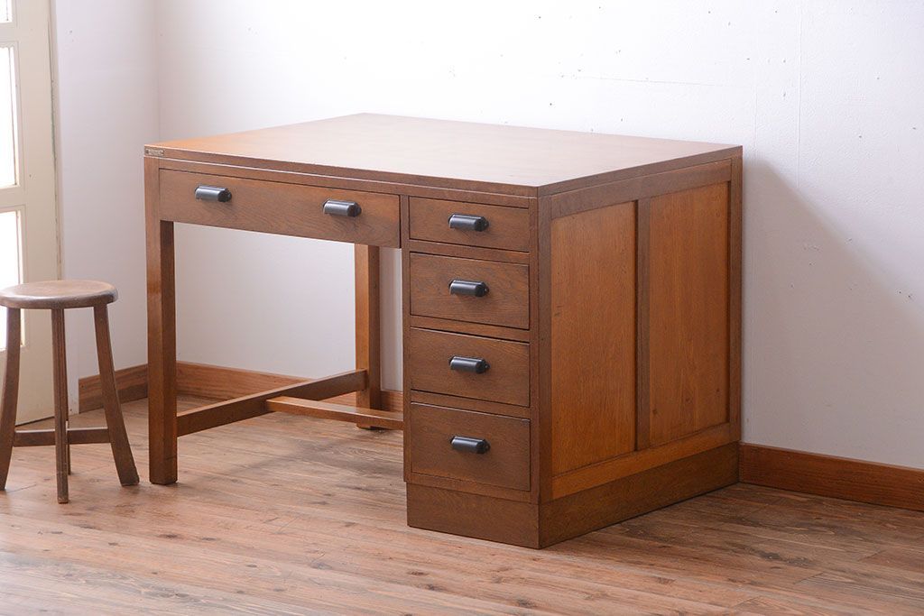 レトロ家具　昭和レトロ　古い木製のアンティーク片袖机