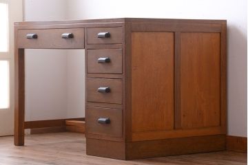 レトロ家具　昭和レトロ　古い木製のアンティーク片袖机