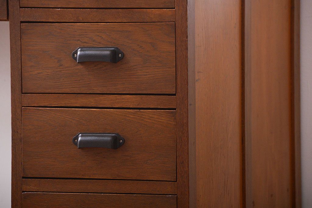 レトロ家具　昭和レトロ　古い木製のアンティーク片袖机