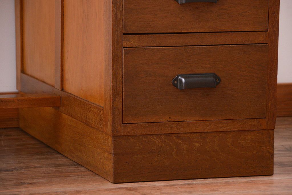 レトロ家具　昭和レトロ　古い木製のアンティーク片袖机