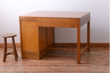 レトロ家具　昭和レトロ　古い木製のアンティーク片袖机