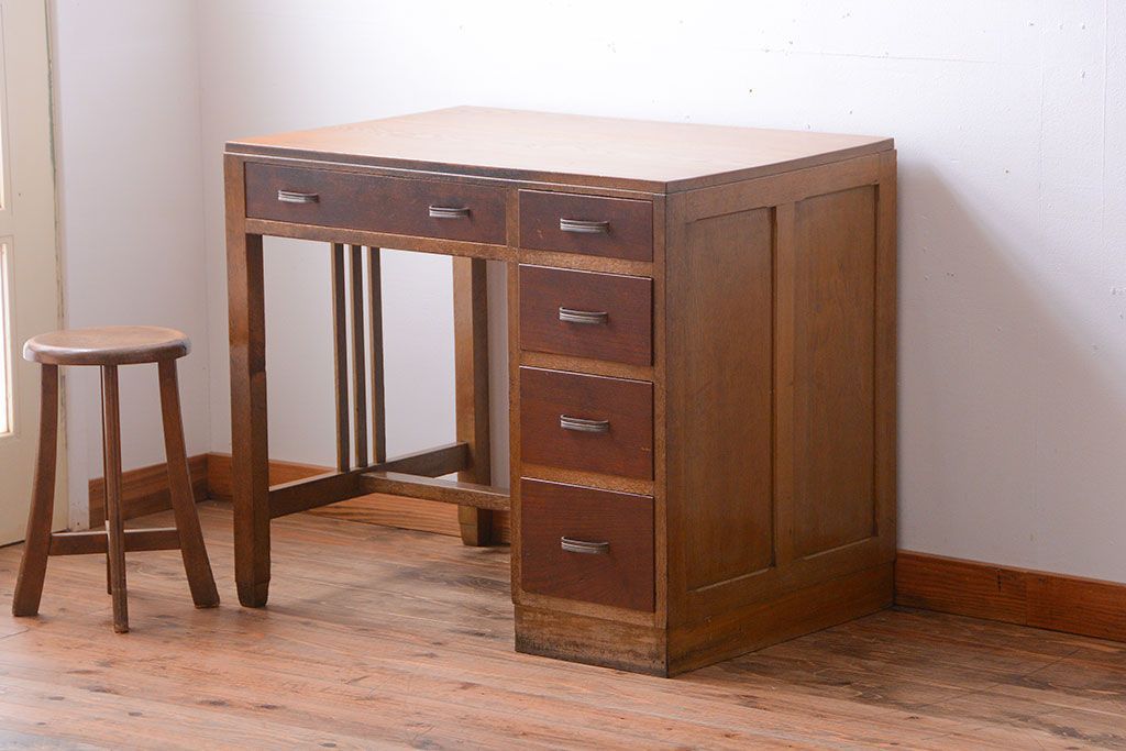 レトロ家具　昭和レトロ　古いナラ材のアンティーク片袖机