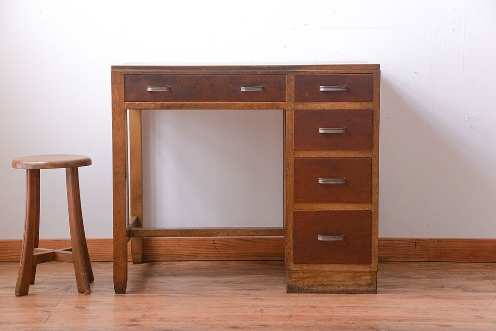 レトロ家具　昭和レトロ　古いナラ材のアンティーク片袖机