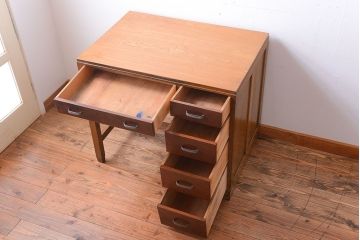 レトロ家具　昭和レトロ　古いナラ材のアンティーク片袖机
