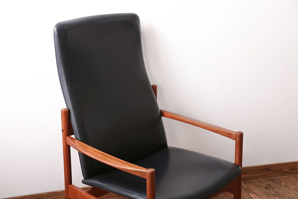 ヴィンテージ家具　北欧ビンテージ　スタイリッシュでかっこいいアームチェア