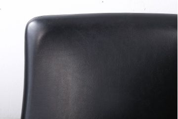 ヴィンテージ家具　北欧ビンテージ　スタイリッシュでかっこいいアームチェア