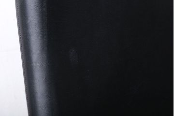 ヴィンテージ家具　北欧ビンテージ　スタイリッシュでかっこいいアームチェア