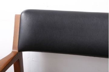 ヴィンテージ家具　北欧ビンテージ　ミッドセンチュリースタイルのアームチェア(1)