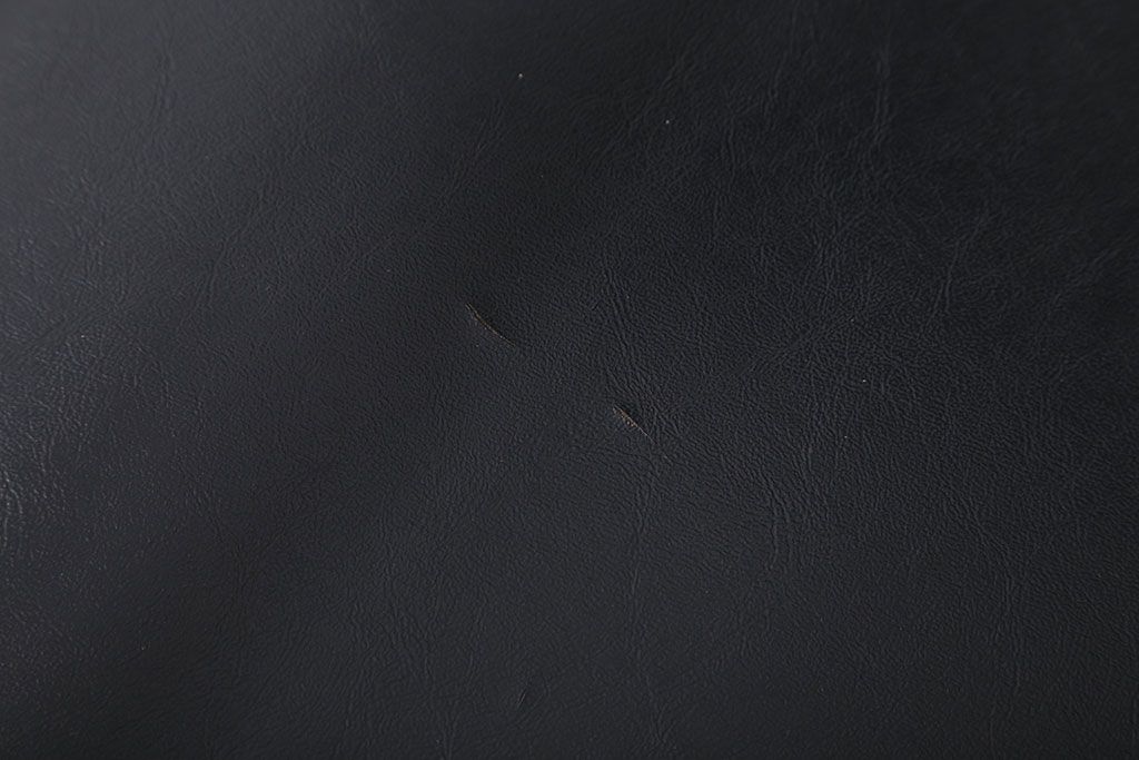 ヴィンテージ家具　北欧ビンテージ　ミッドセンチュリースタイルのアームチェア(1)