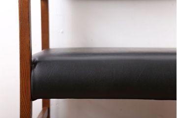 ヴィンテージ家具　北欧ビンテージ　ミッドセンチュリースタイルのアームチェア(1)