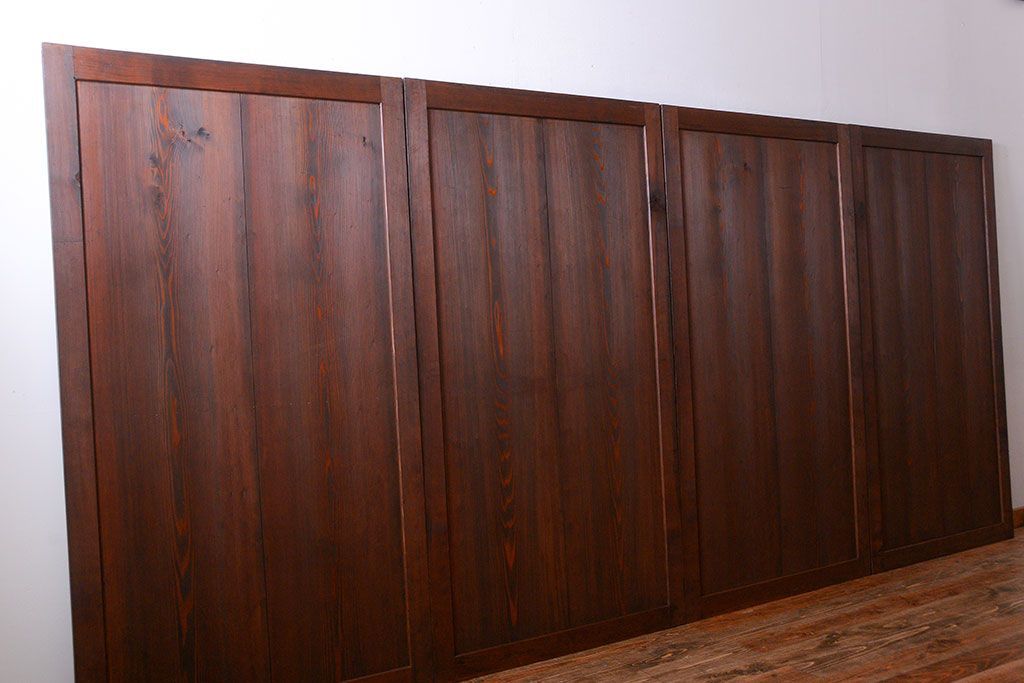 古民具・骨董　古い木の味わい深いアンティーク板戸4枚セット