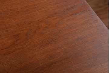 レトロ家具　アンティーク　古いナラ材のレトロなペイント片袖机