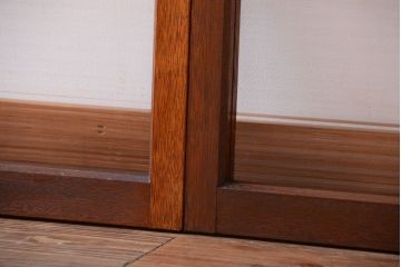 アンティーク　レトロな古い木味のモールガラス入り引き戸2枚セット(窓)(1)