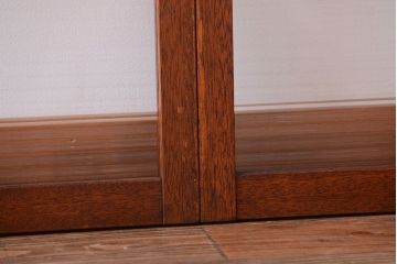 アンティーク　レトロな古い木味のモールガラス入り引き戸2枚セット(窓)(1)