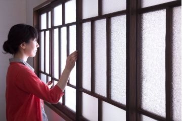 大正ロマン　古い木のモダンなガラス引き戸4枚セット(窓)