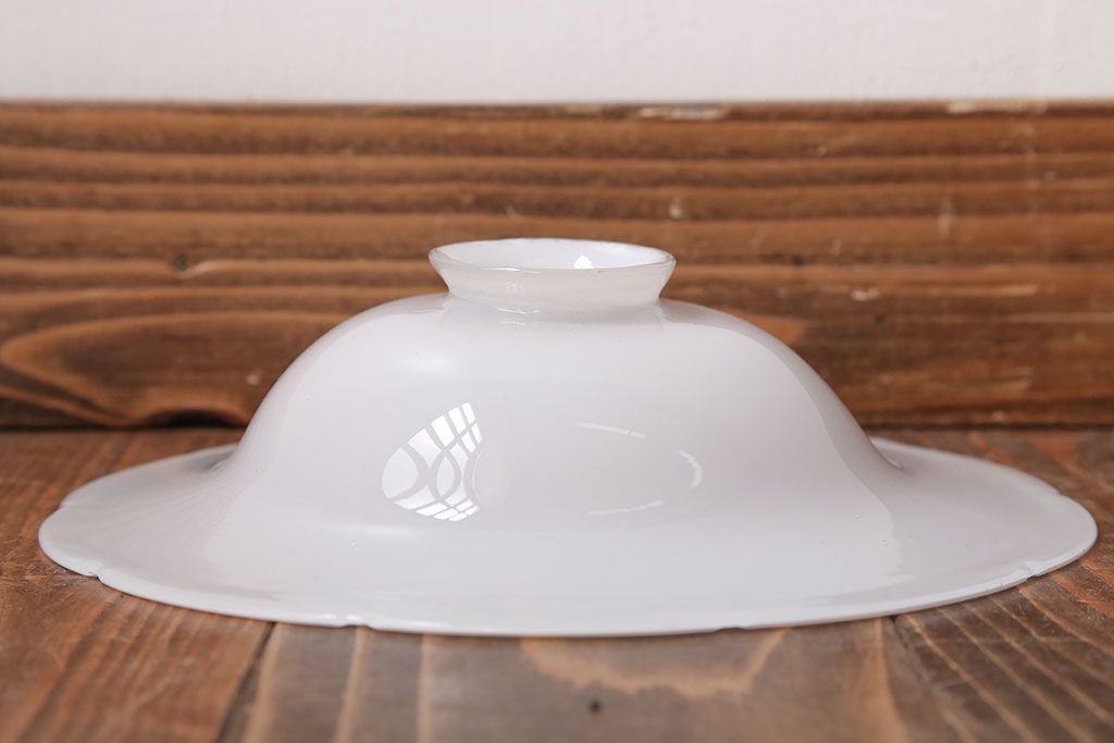 アンティーク　おしゃれで可愛いレトロな電笠