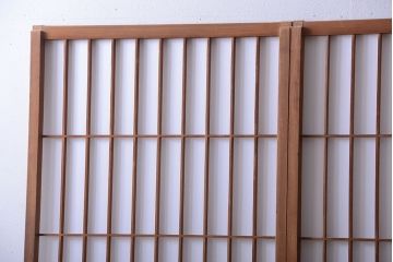和製アンティーク　レトロな古い木の障子戸
