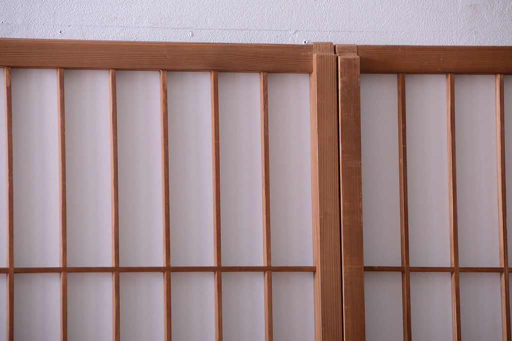 和製アンティーク　レトロな古い木の障子戸