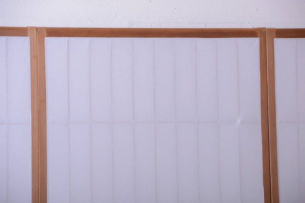 和製アンティーク　レトロな古い木の障子戸