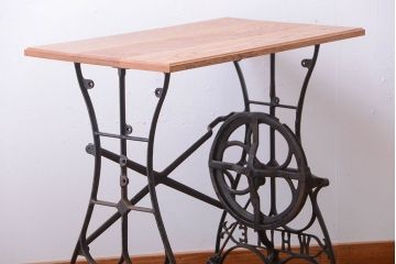 ヴィンテージ家具　アメリカビンテージ　WHITE(ホワイト)ミシンテーブル