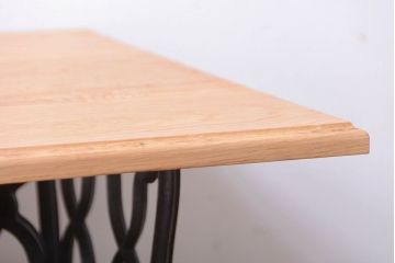 アンティーク　シンガーミシンレッグをリメイクしたデスク(2)